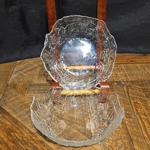 Elegant Clear Glass Bowls With Ivy And Grape Design